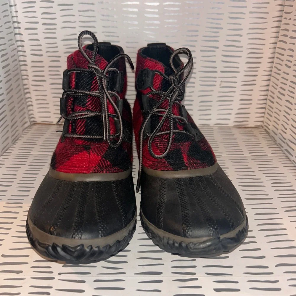 Sorel Women's Out  N About  Waterproof Buffalo Plaid‎ Winter Snow Boots Size 8.5